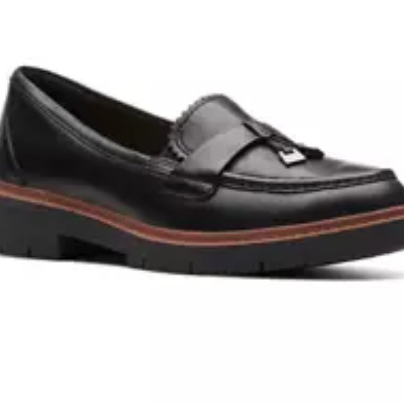 Clarks Black Leather Loafers with Tan Accents - Picture 4 of 7
